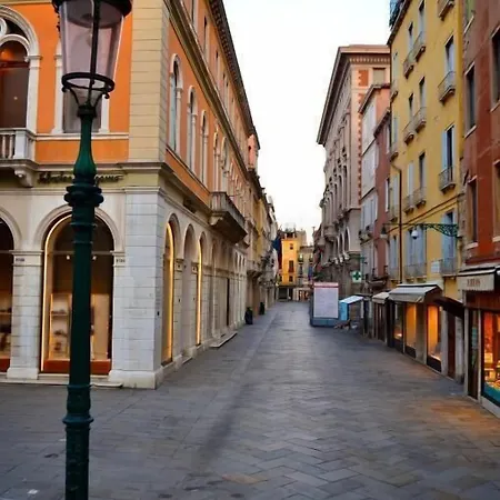 Ca' Pedrocchi 3*