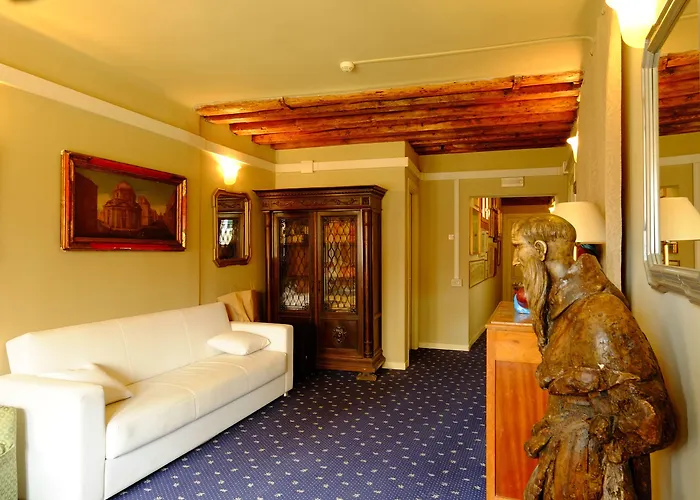 Ca' Pedrocchi 3* Veneza