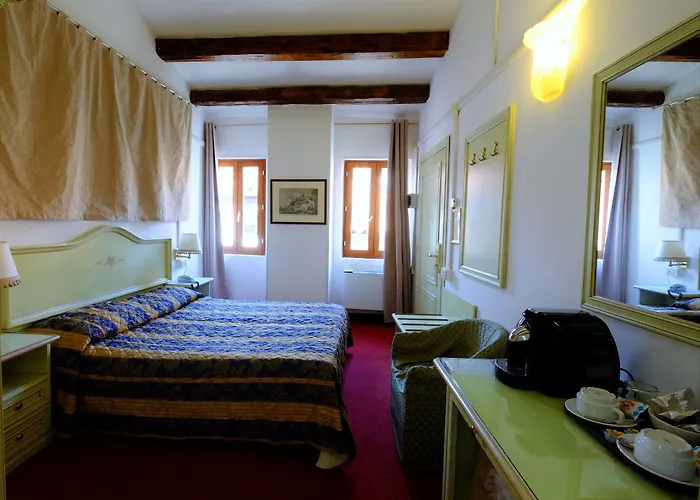 Ca' Pedrocchi 3* Veneza