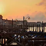 Ca' Pedrocchi 3* Venedik